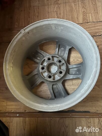 Оригинальные диски на mitsubishi outlander r16