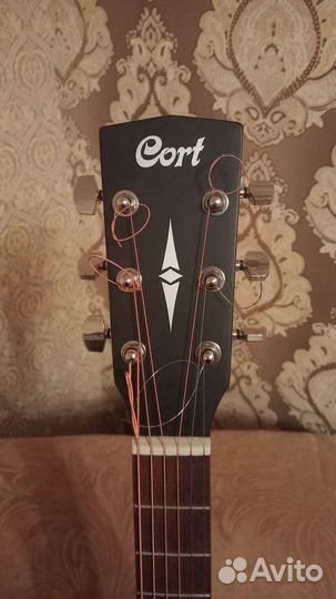 Акустическая гитара Cort AD810