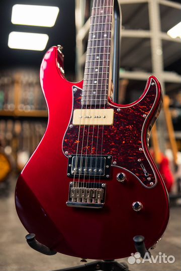 Yamaha Pacifica-311 RD