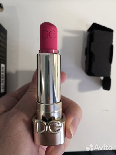 Dolce Gabbana Матовая помада #270 Millennial Pink