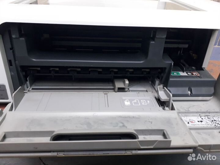 Мфу струйный цветной HP на запчасти