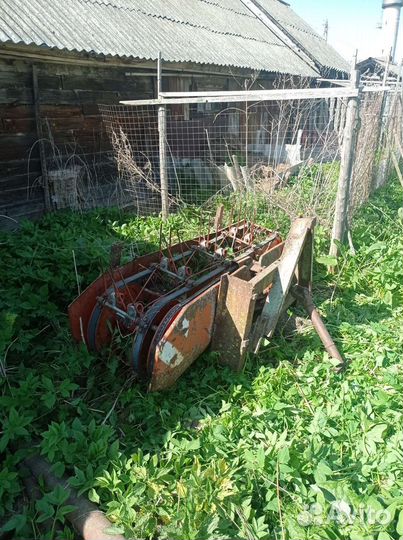 Косилка кс 2.1 и ворошилка мф80, телега, плуг