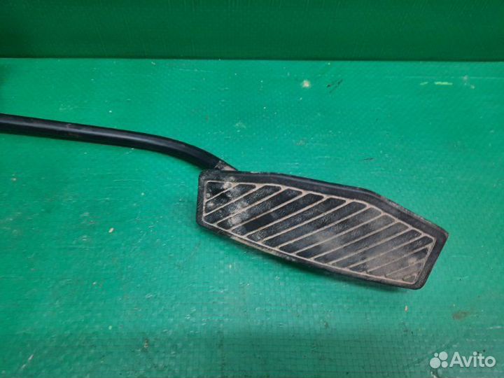 Педаль газа Kia Spectra седан S6D 2008