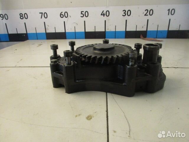 Насос масляный Iveco Stralis