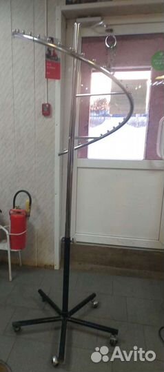 Вешалка для одежды напольная