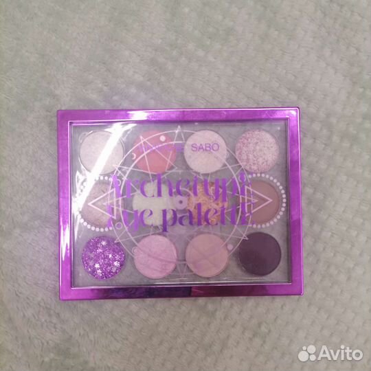 Палетка теней vivienne Sabo