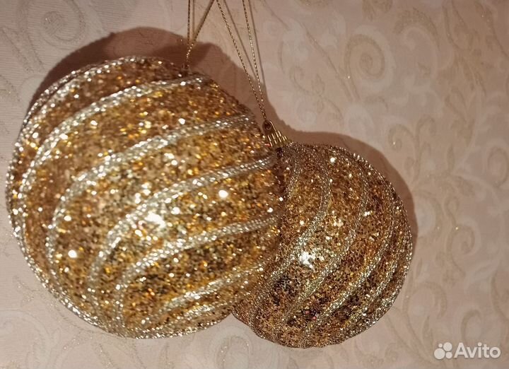 Ёлочные игрушки