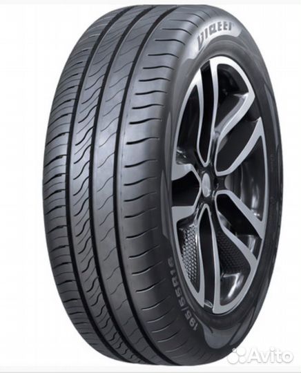Viatti Strada 2 (V-134) 215/60 R16 99V