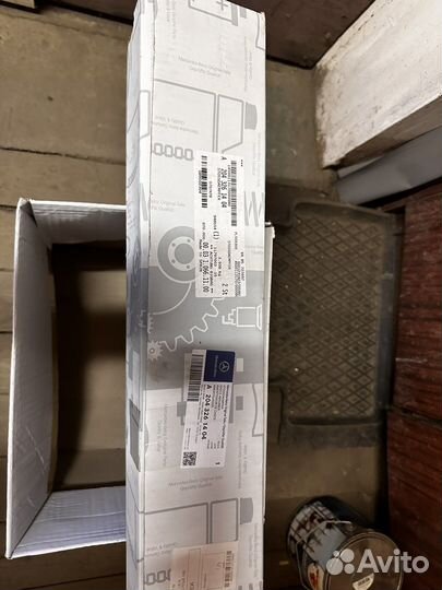 Амортизатор Mercedes W204