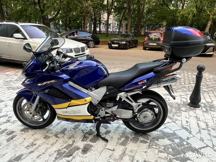 Honda VFR 800