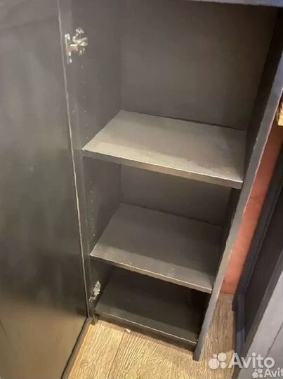 Подставки и тумбы