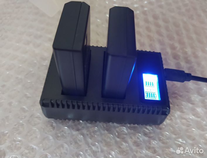 Зарядное устройство С индикацией И 2 аккумулятора