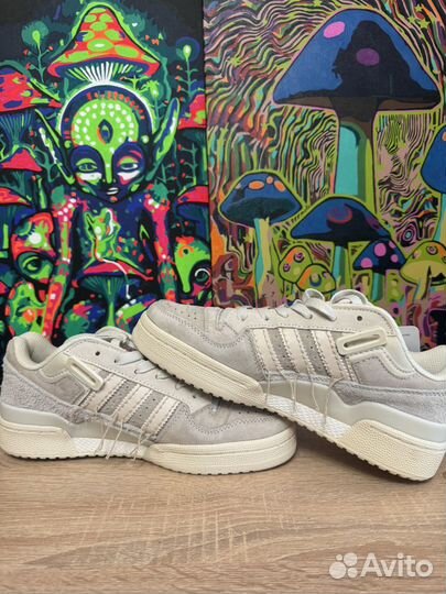 Кроссовки женские 39 размер новые