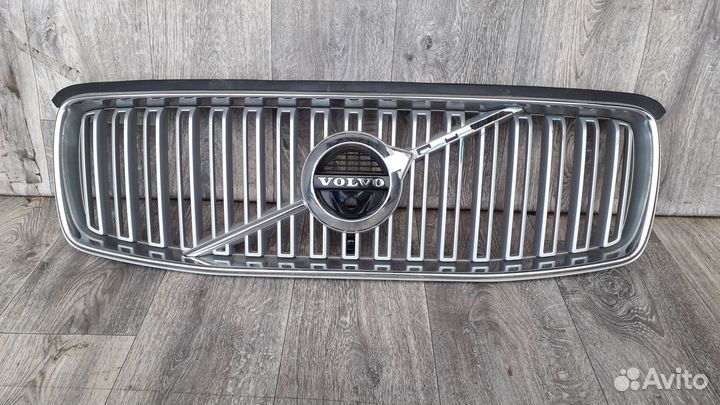 Решетка радиатора №23 Volvo XC90 2 2016
