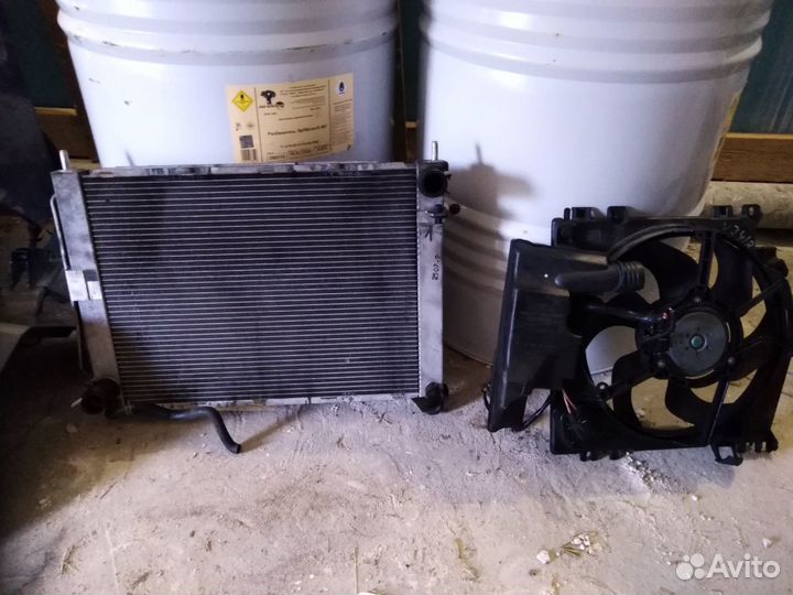 Радиатор рено клио