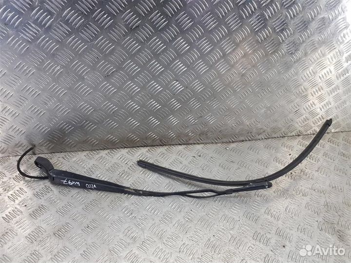 Поводок стеклоочистителя (Дворник) Мерседес Vito