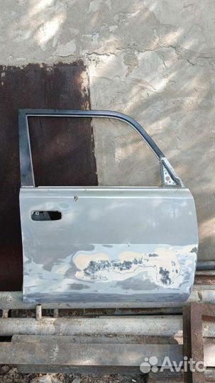 Дверь Toyota bB Scion xB