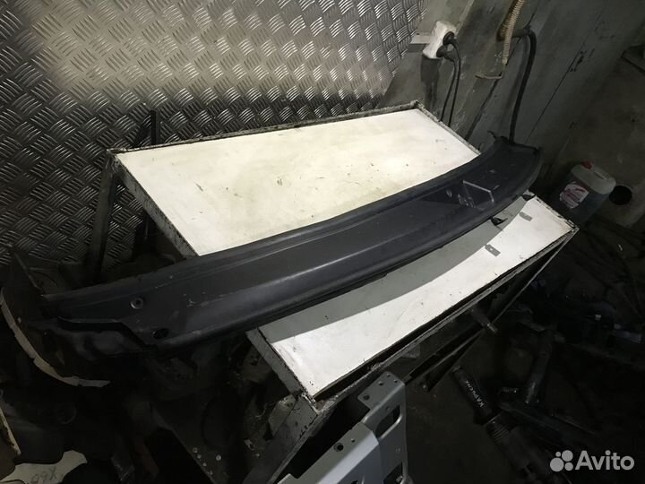 Жабо Land Rover Range Rover 3