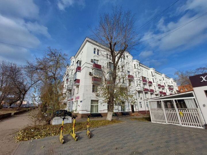 2-к. квартира, 79 м², 5/5 эт.