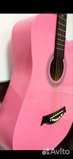 Акустическая гитара