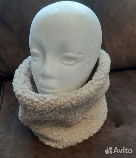 Снуд бежевый букле