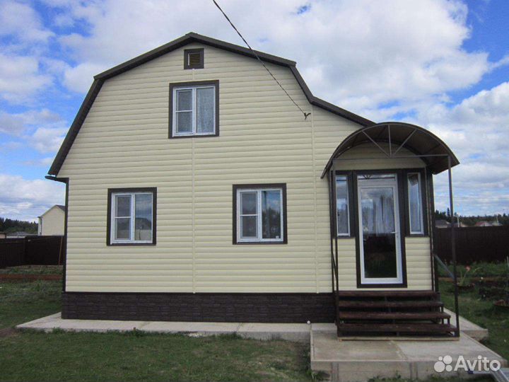 Бригада строителей