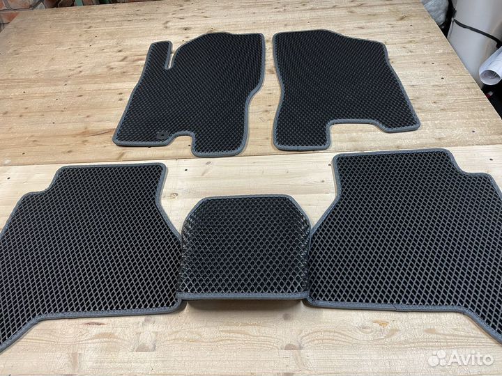 Автоковрики EVA для Nissan Pathfinder 2004-2014