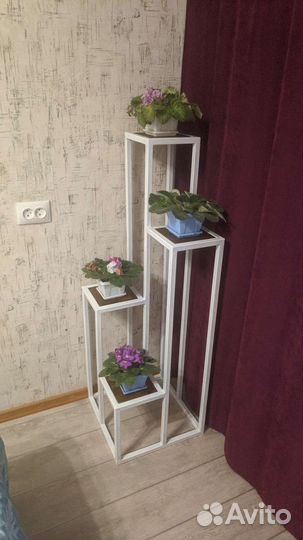 Подставка для цветов в стиле лофт