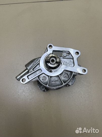 Вакуумный насос OM642 Mercedes