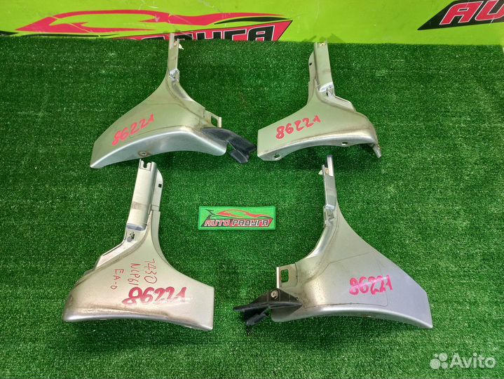 Накладка на крыло toyota NCP60, NCP61, NCP65 IST