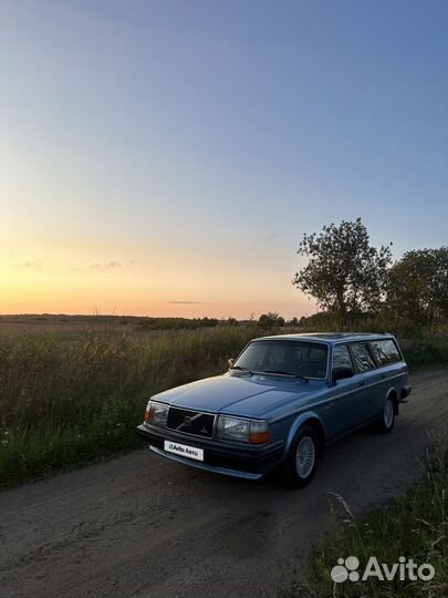 Volvo 240 2.3 МТ, 1987, 250 000 км