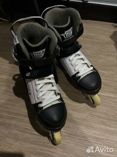 Роликовые коньки