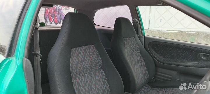 Mitsubishi Mirage 1.5 AT, 2000, 269 100 км