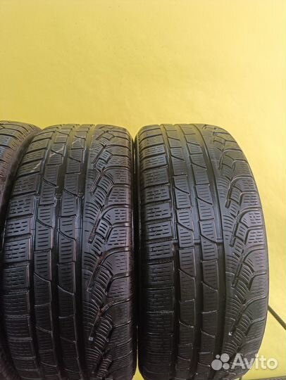 Pirelli Winter Sottozero 210 Serie II 215/50 R17 H