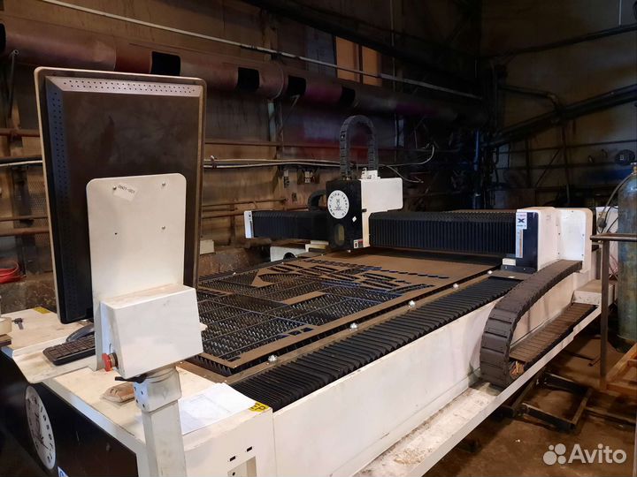 Лазерная резка металла (трубы) и гравировка