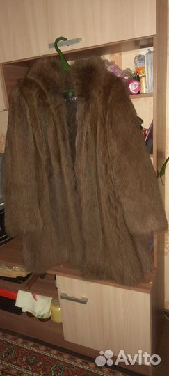 Шубка енотик,очень хорошего качества