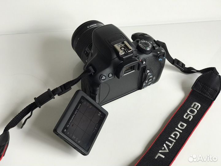 Canon 700d kit 18-55mm IS STM (для видео)