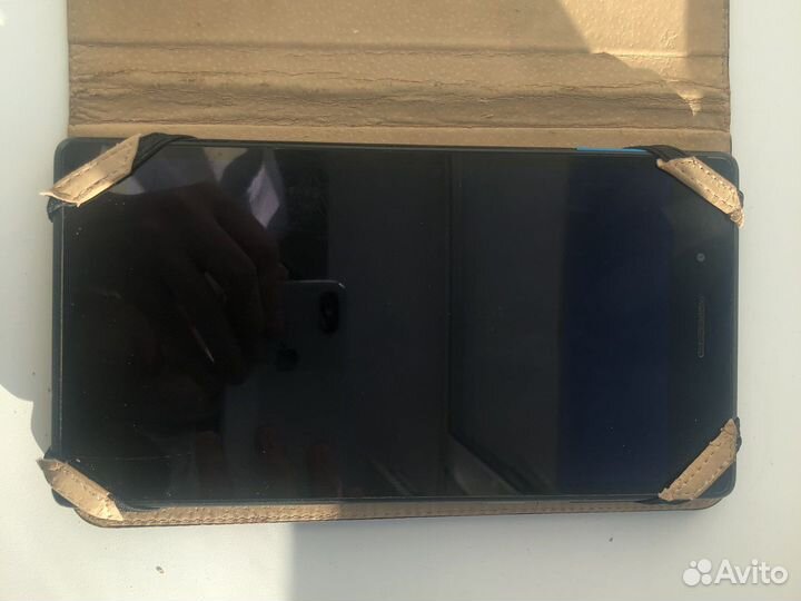 Lenovo Tab 4 (На запчасти) + чехол в подарок