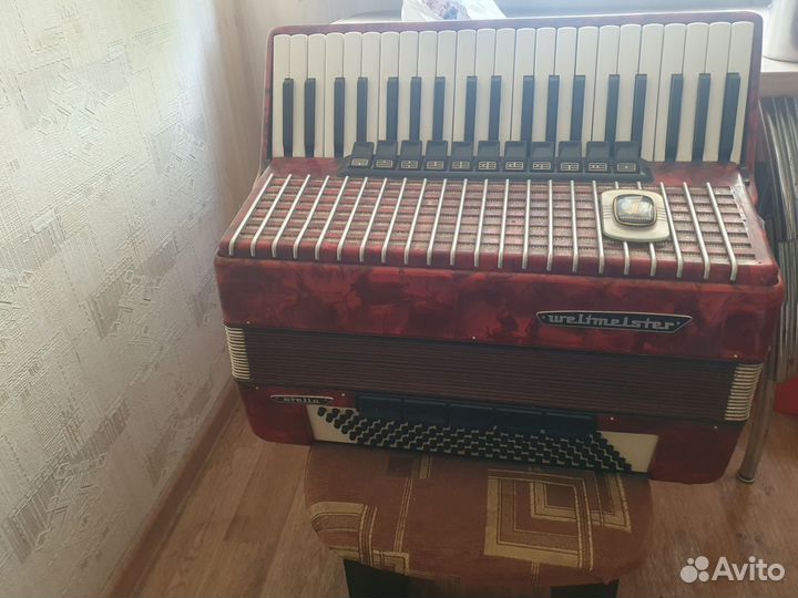 Аккордеон weltmeister 4/4