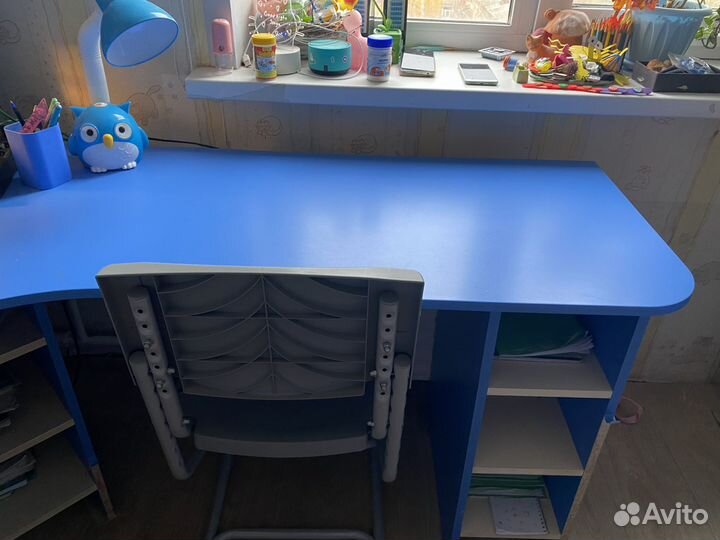 Детский стол угловой