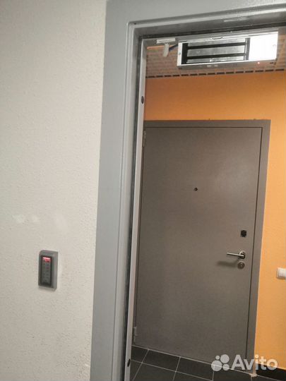 Установка магнитных замков. Домофонов. Скуд