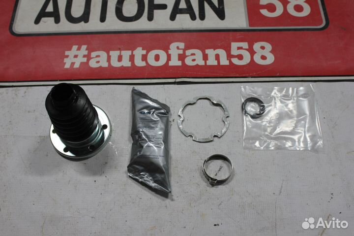 Пыльник внутреннего шруса VAG