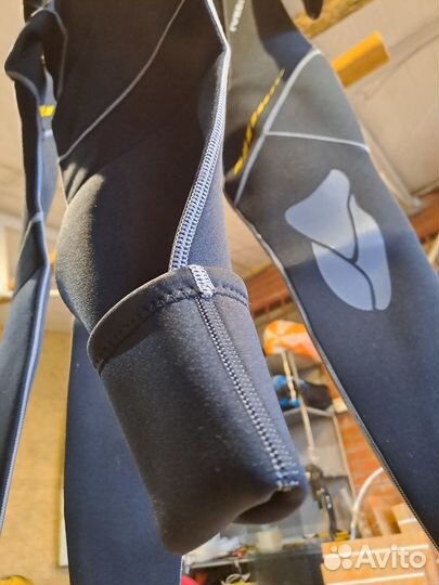 Гидрокостюм