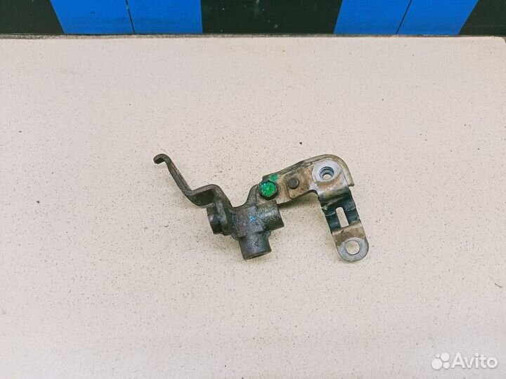 Распределитель тормозных сил Land Cruiser (150) -P