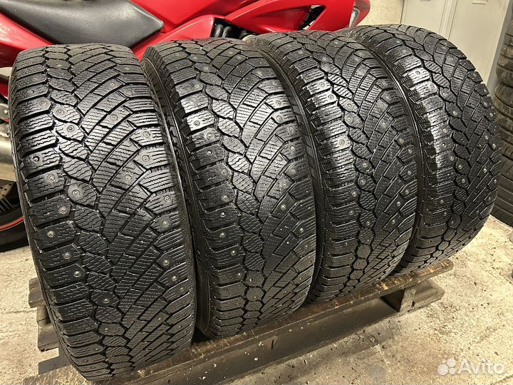 Gislaved Nord Frost 200 SUV 225/60 R17 103T