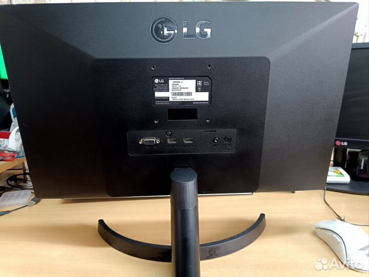 Монитор для компьютера игровой