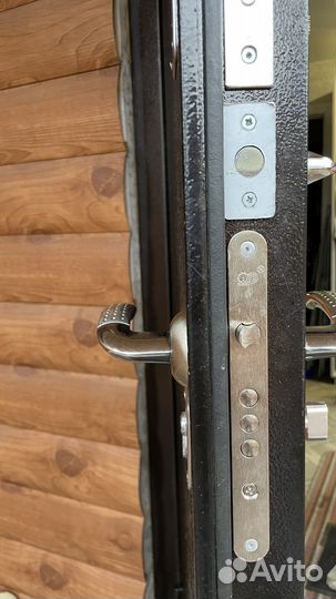 Дверь входная