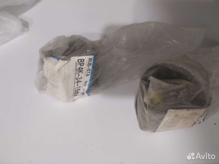 Втулки переднего стабилизатора мазда3 I