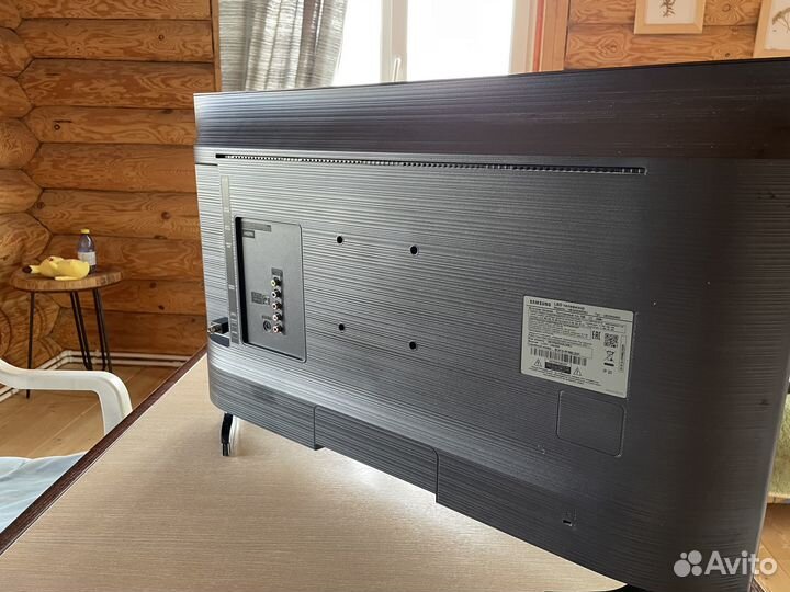 Телевизор Samsung Full HD 32 дюйма