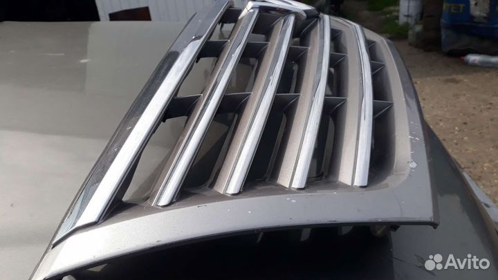 Решетка радиатора toyota alphard